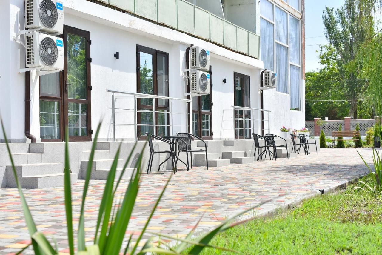 Reef Hotel Koblevo Exterior foto